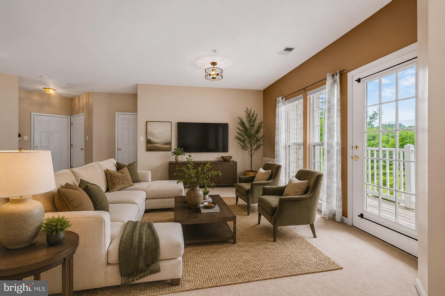 HAMPTON COURT II - Residential