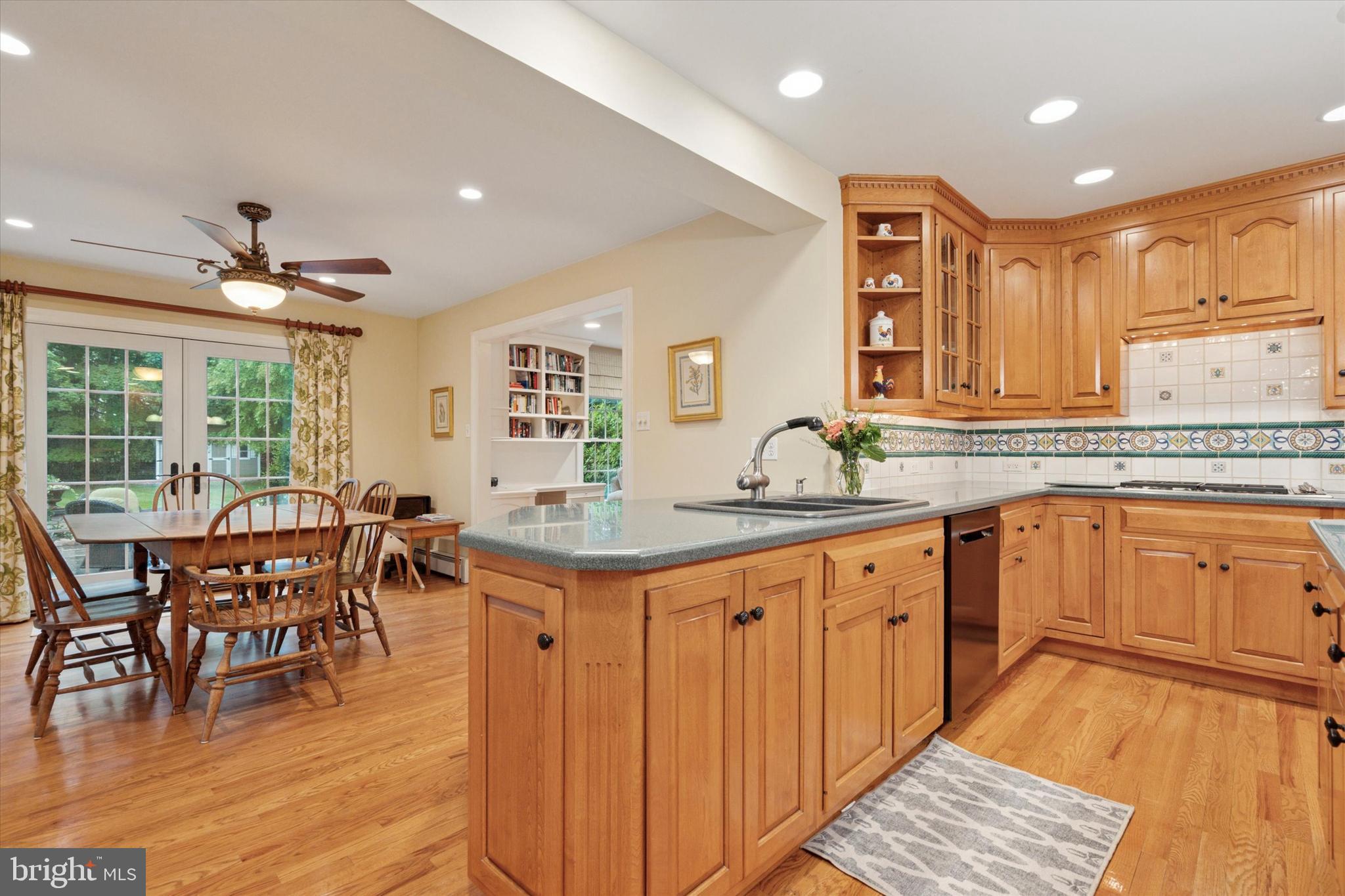 WOODLEA-CONESTOGA - Residential