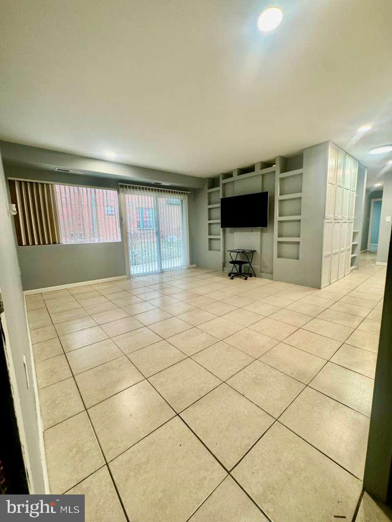 ADELPHI - Residential