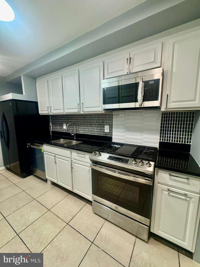 ADELPHI - Residential