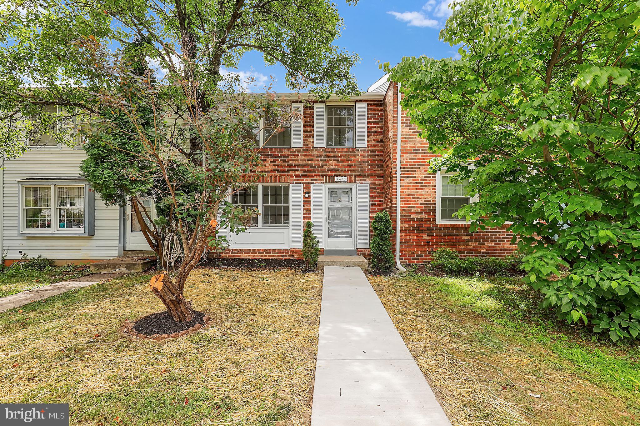 OAK SPRINGS - Residential