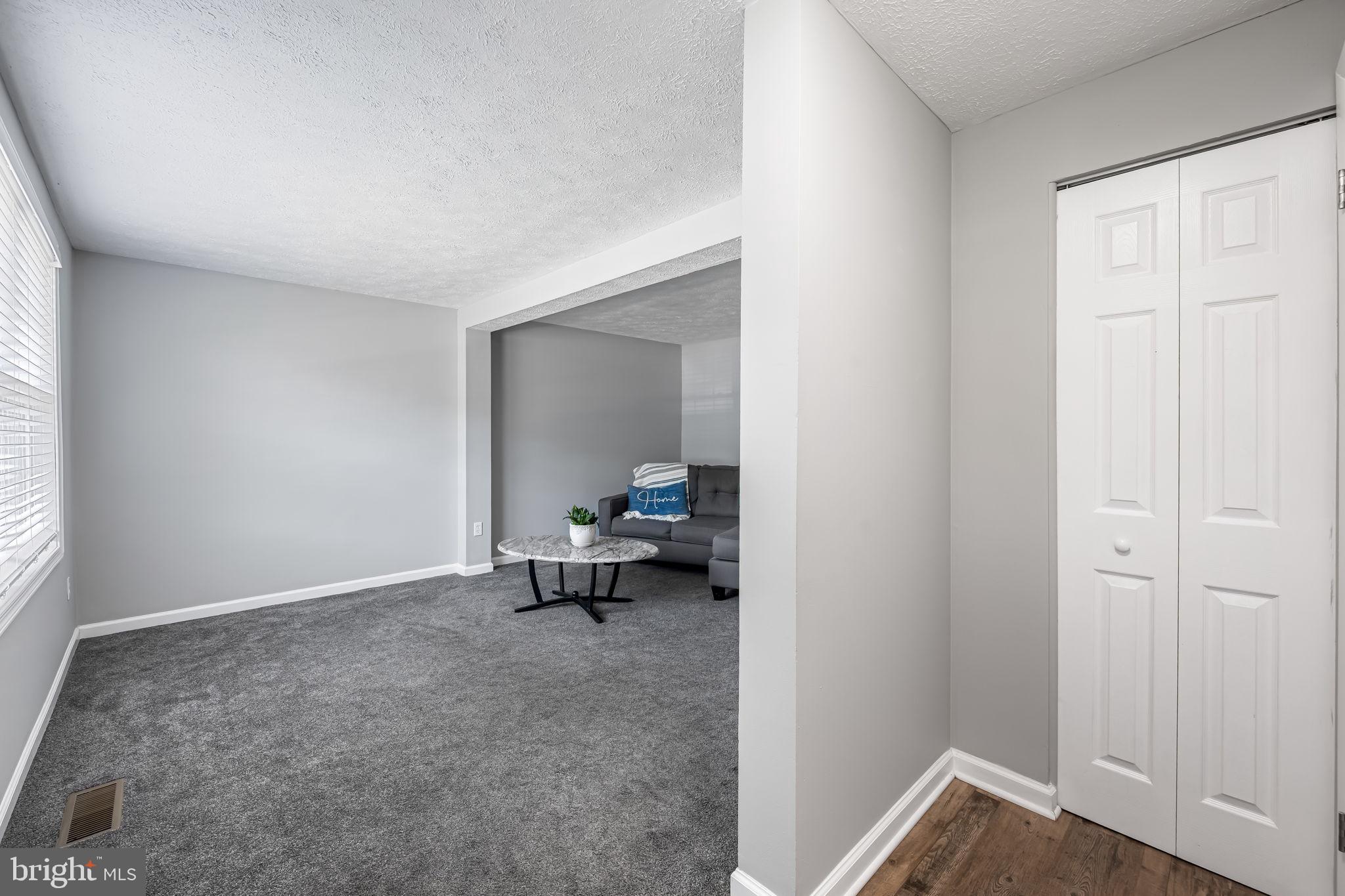 CHESTERFIELD - Residential