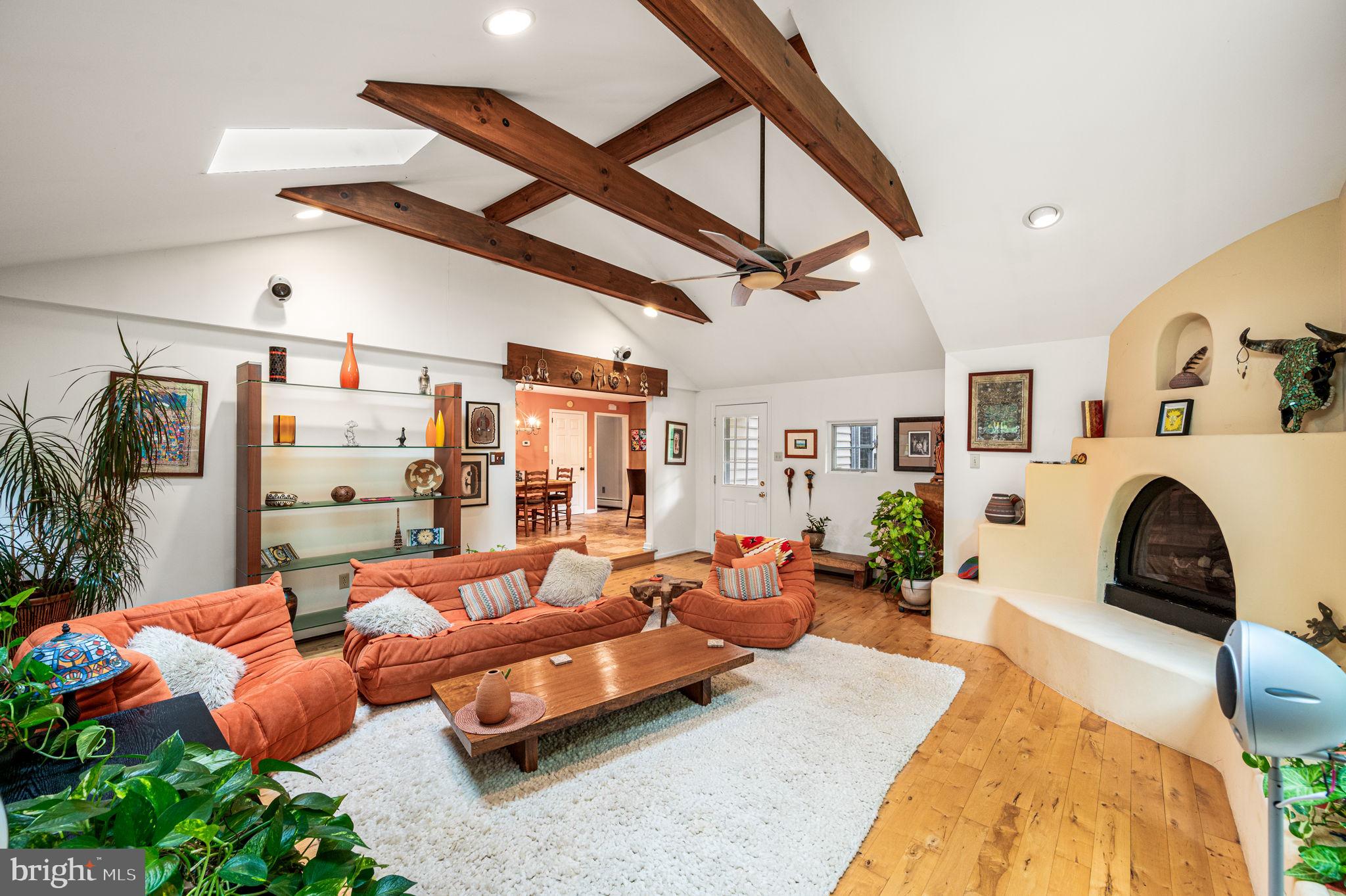 INDIAN HILL - Residential