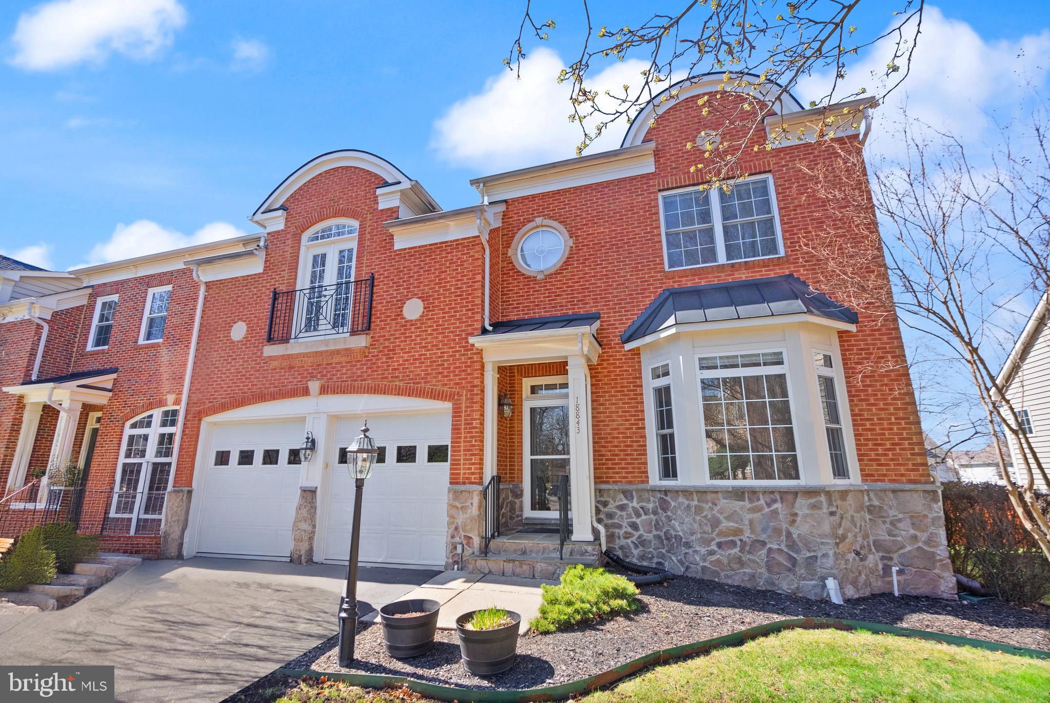 LANSDOWNE ON THE POTOMAC - Residential