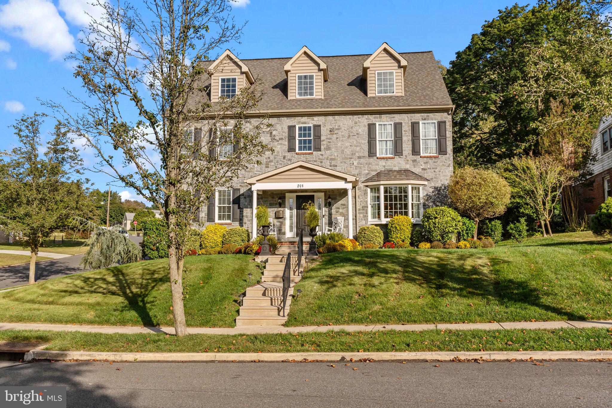 PADDOCK FARMS - Residential