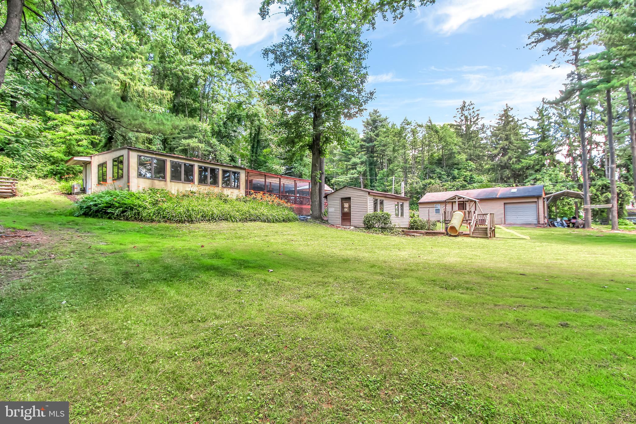 SPRINGETTSBURY TWP - Residential