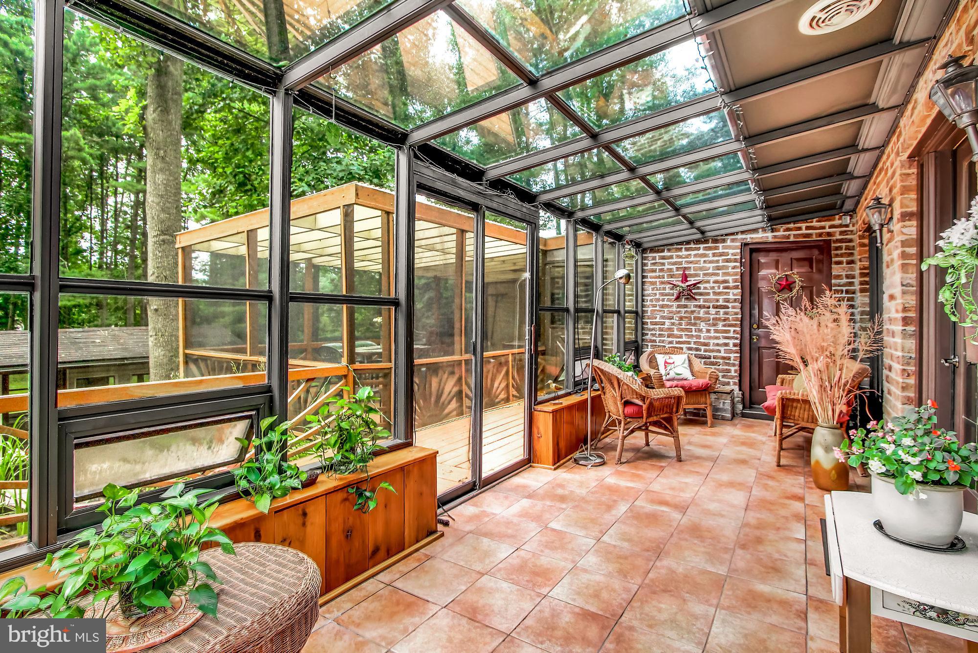 SPRINGETTSBURY TWP - Residential