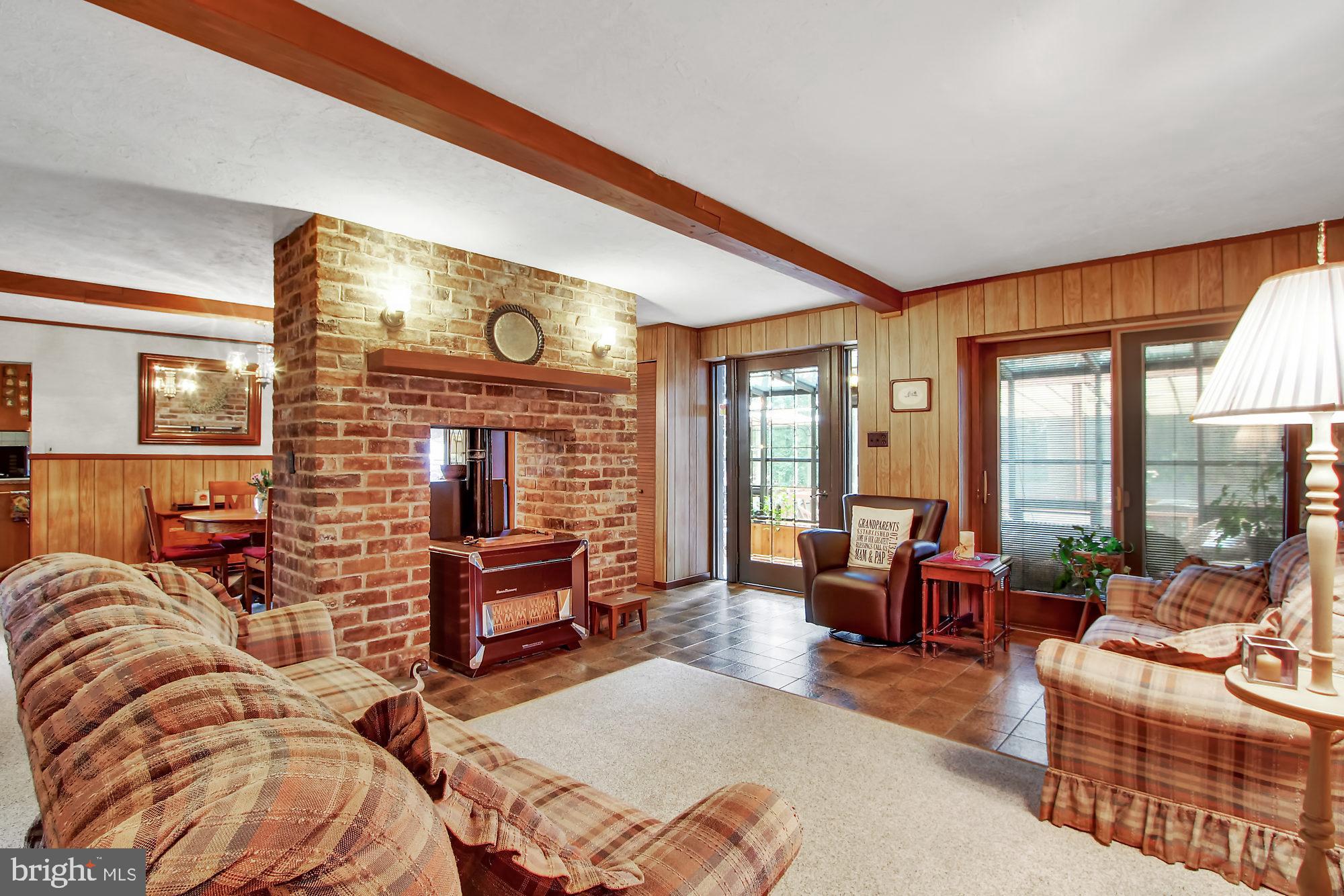 SPRINGETTSBURY TWP - Residential
