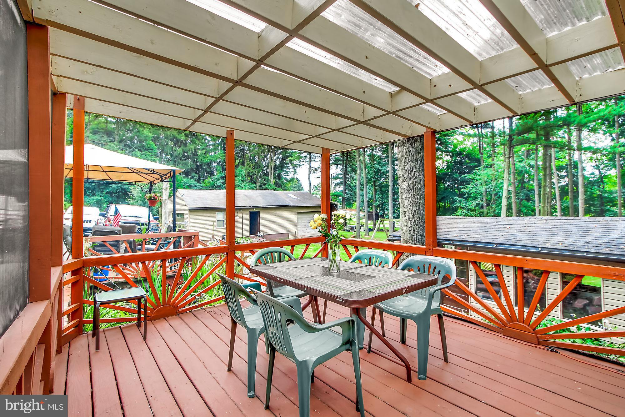 SPRINGETTSBURY TWP - Residential