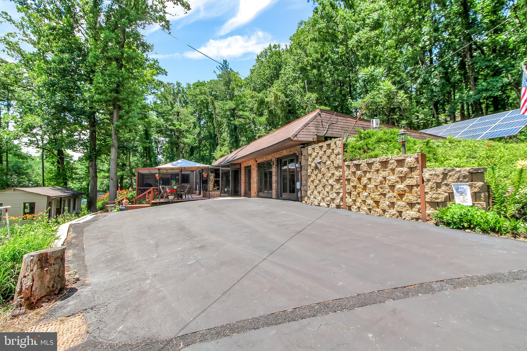 SPRINGETTSBURY TWP - Residential