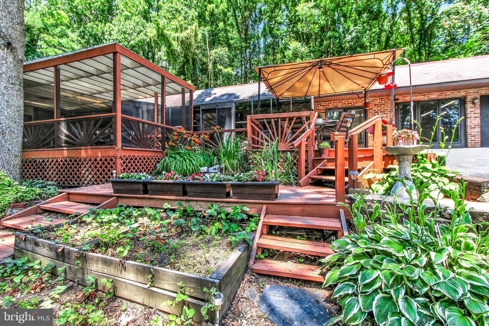 SPRINGETTSBURY TWP - Residential