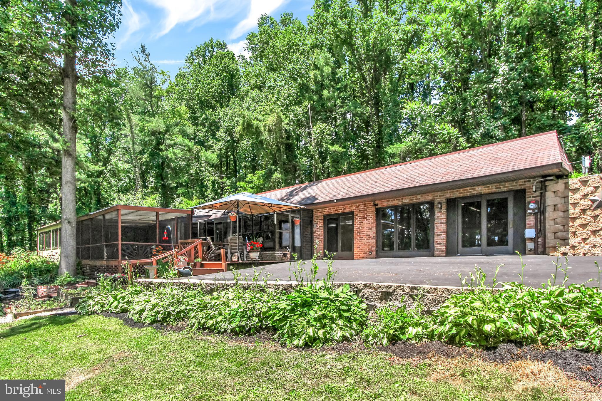 SPRINGETTSBURY TWP - Residential