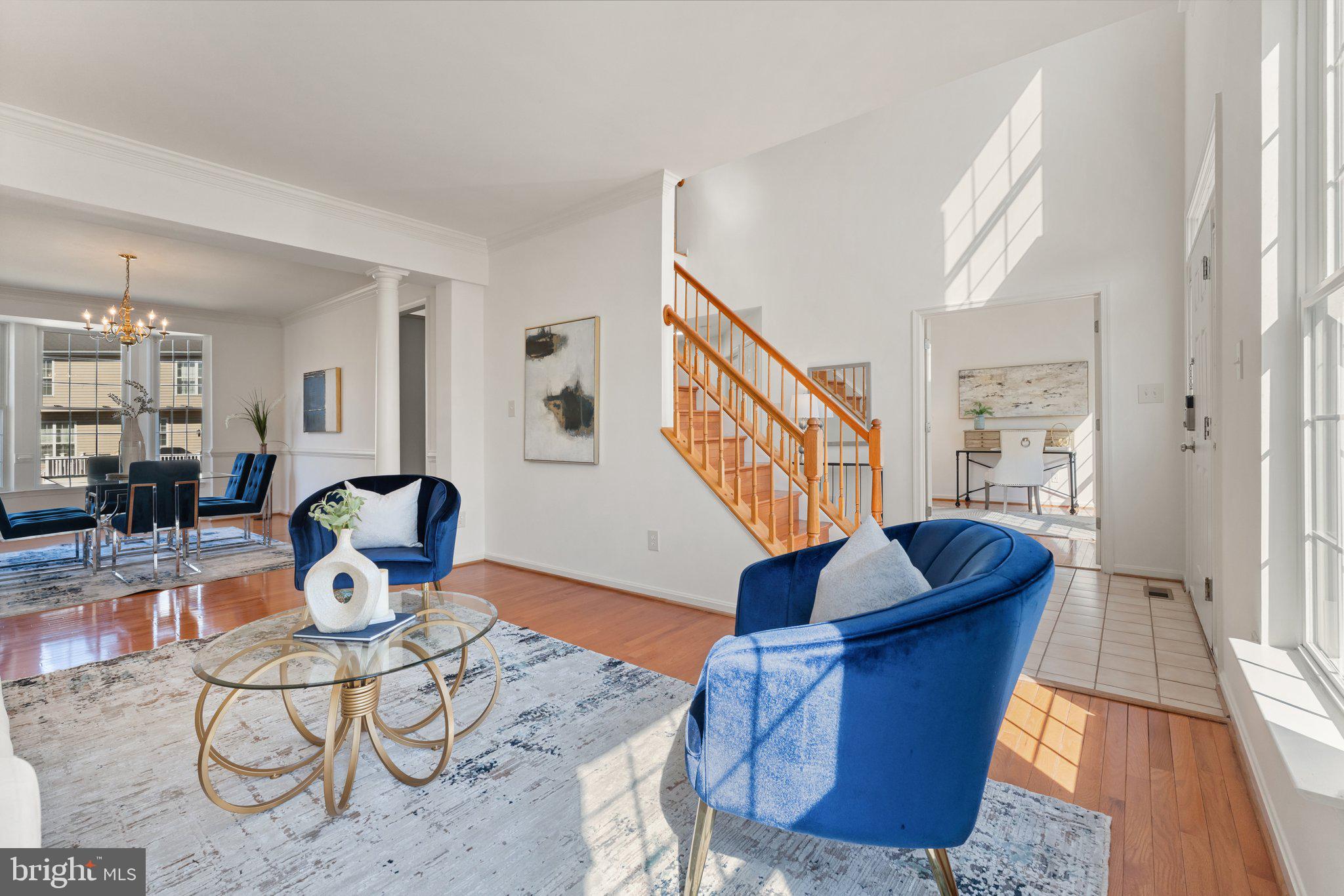 COMPTON VILLAGE - Residential