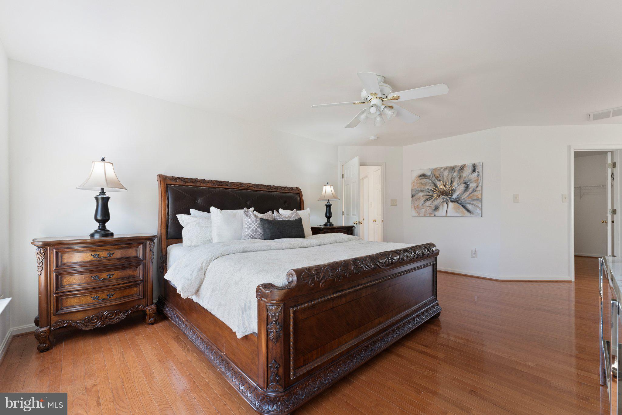 COMPTON VILLAGE - Residential