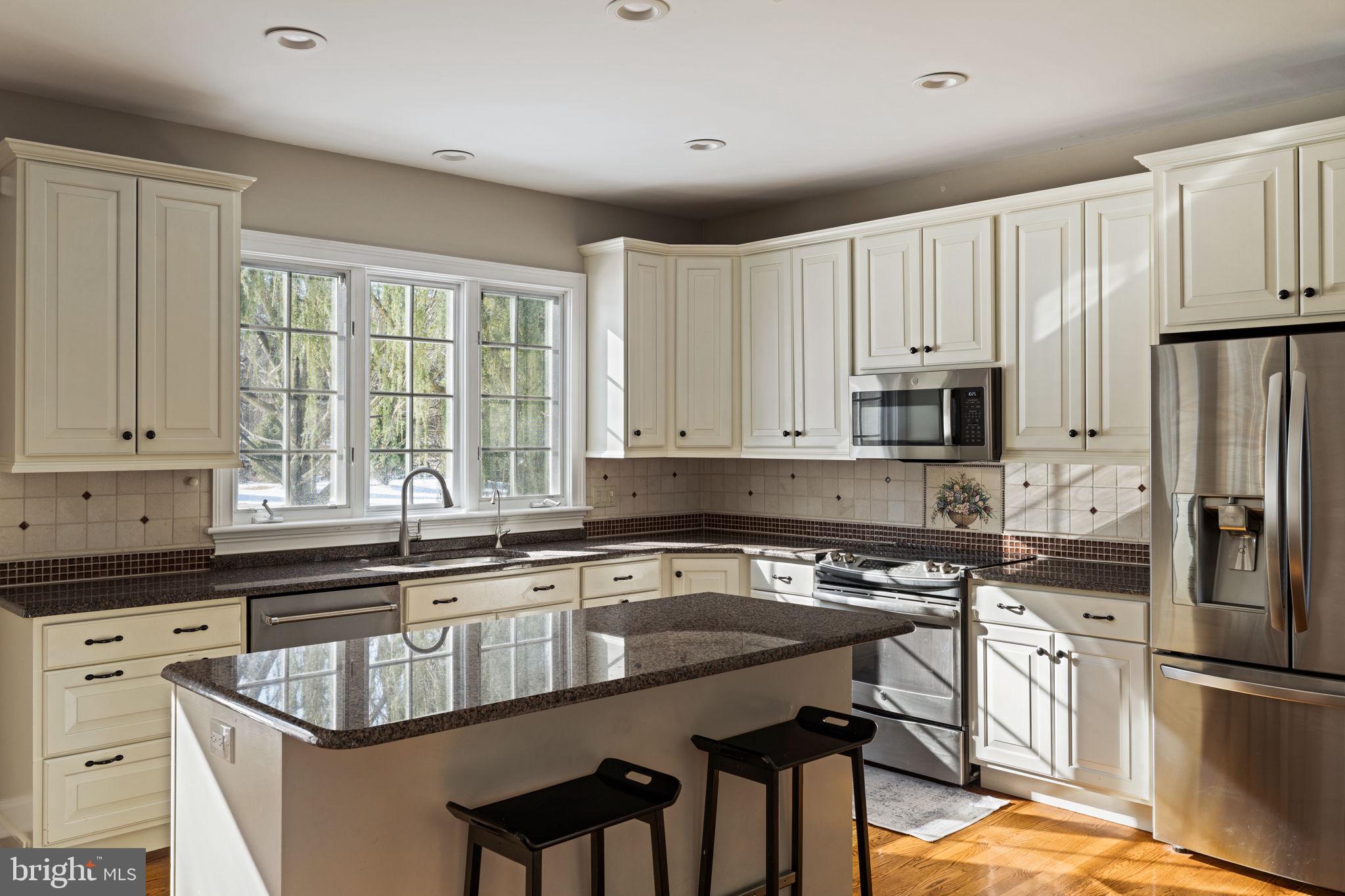 VALLEY VIEW ESTS - Residential