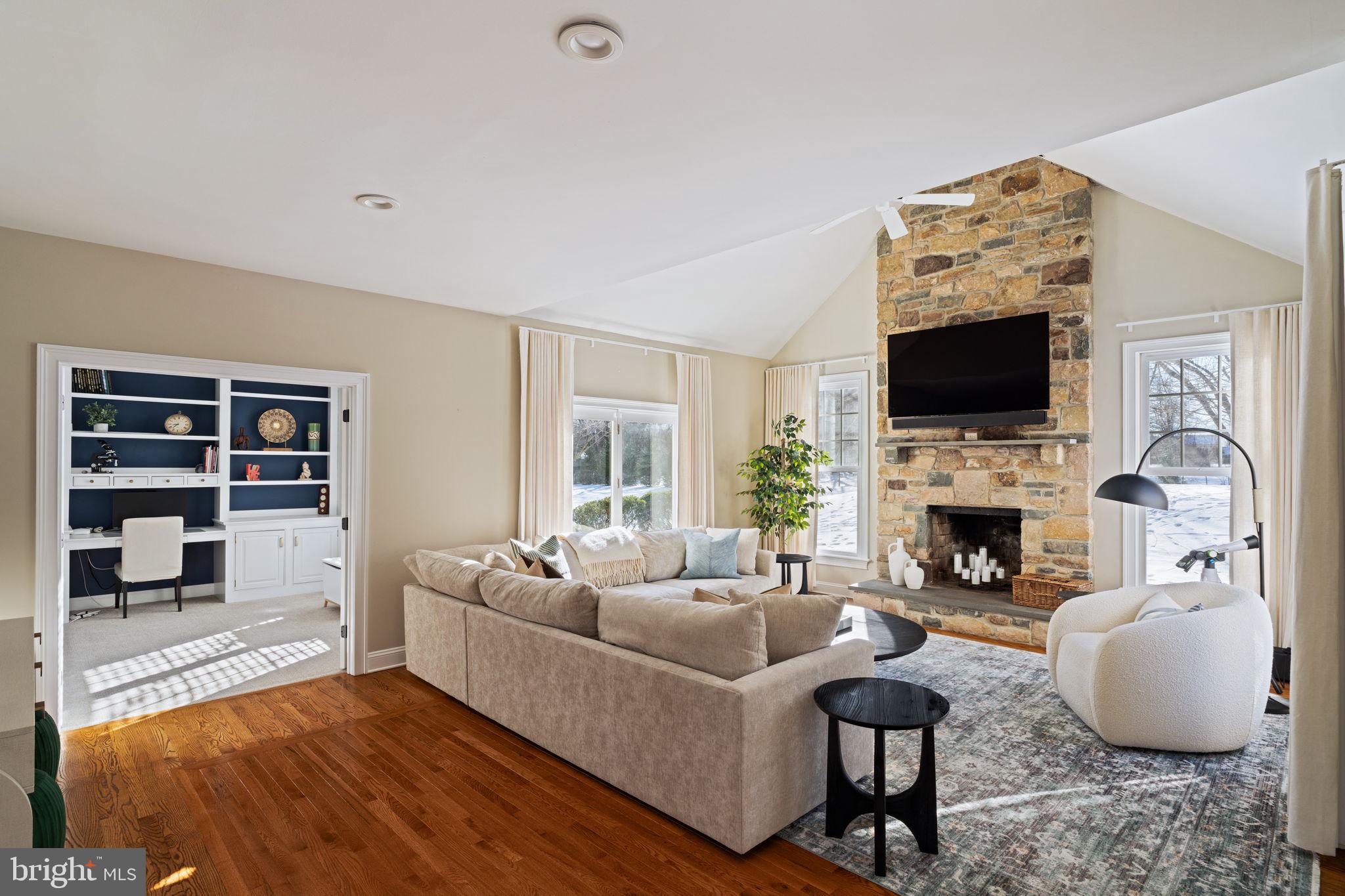 VALLEY VIEW ESTS - Residential