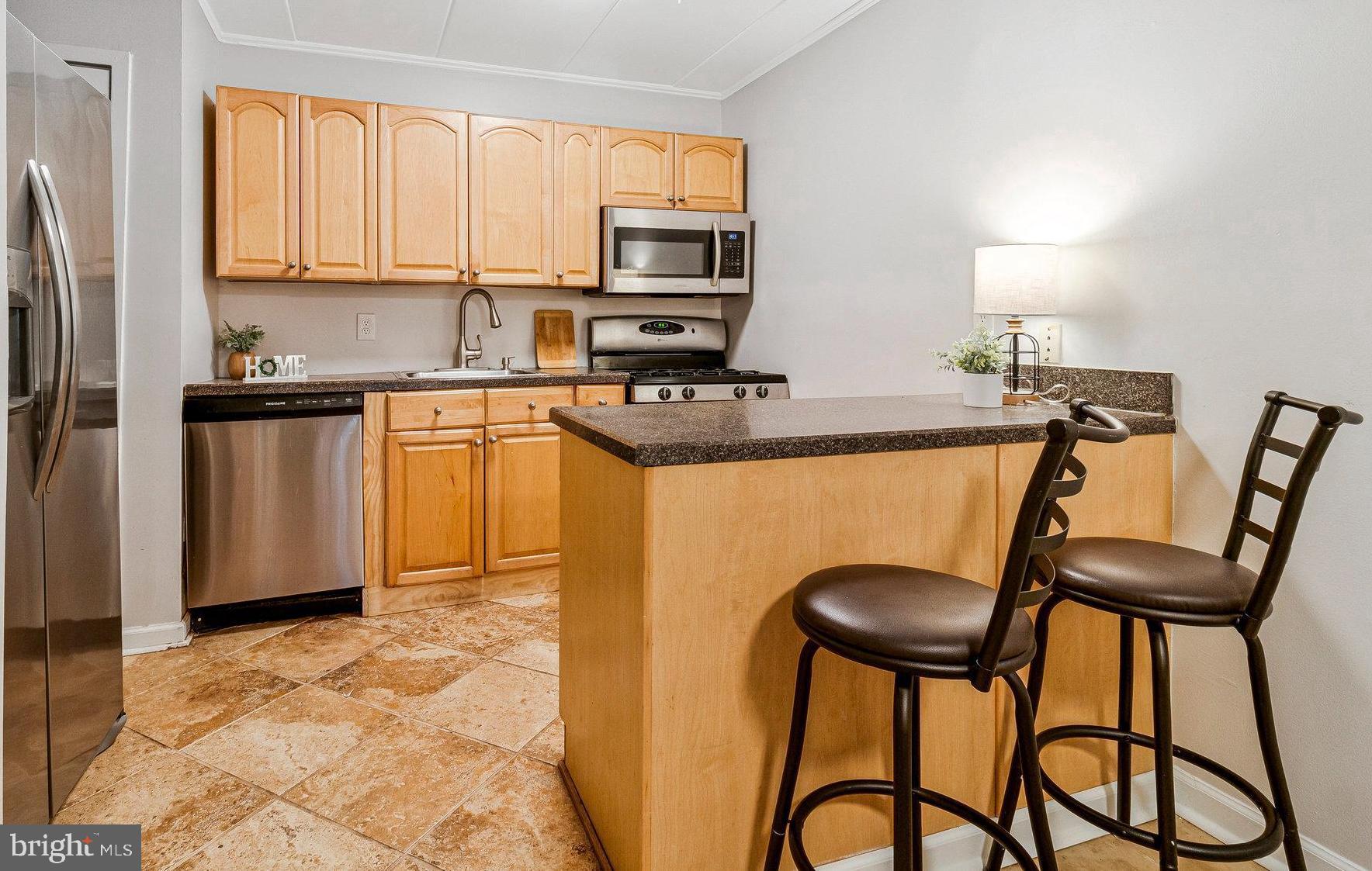 HUNTINGTON CLUB - Residential