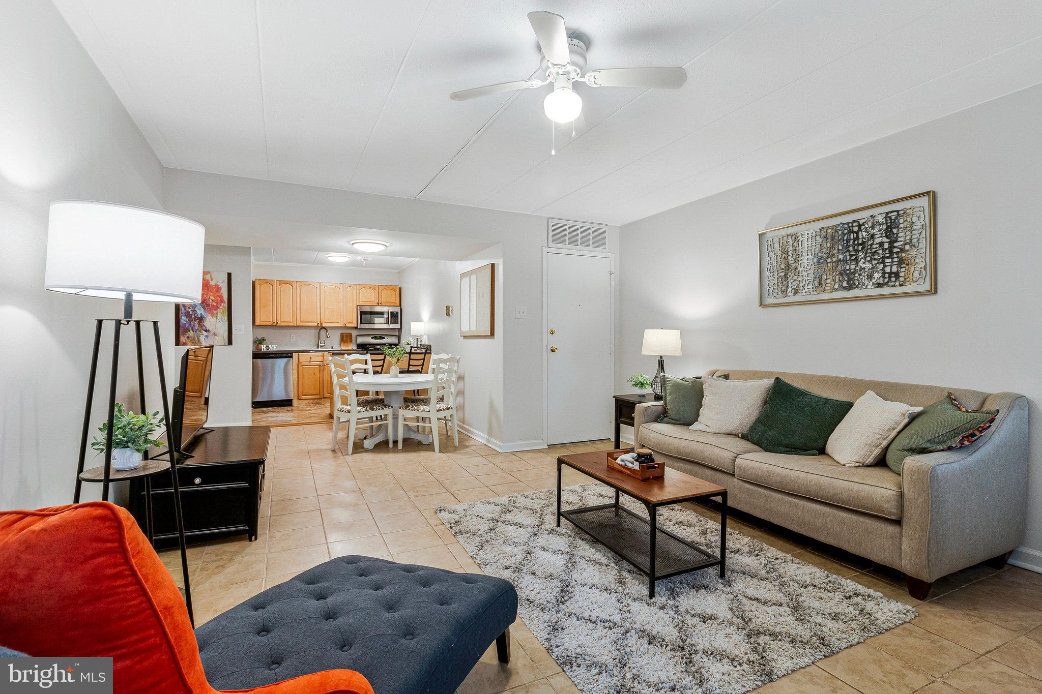 HUNTINGTON CLUB - Residential