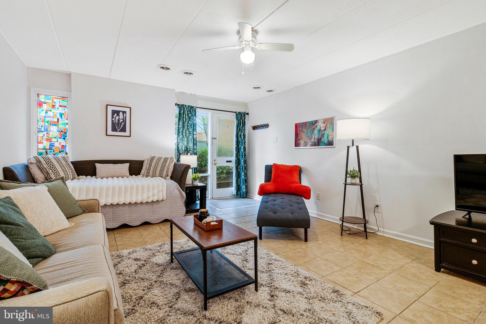 HUNTINGTON CLUB - Residential
