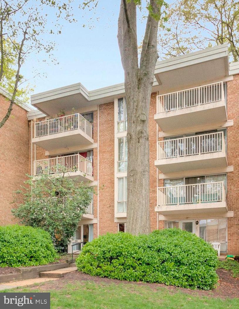 Welcome home to Huntington Club! Commuters need to check this one out! Conveniently located half a mile to the Huntington Metro Station, this charming first floor garden-style condo features an open floorplan with modern updates - plus all utilities are included in the HOA dues! Inside the entrance, discover an updated kitchen that boasts rich wooden cabinets, sleek granite countertops, and stainless steel appliances. With a peninsula breakfast bar, the kitchen opens directly into the expansive dining area and living room, where floor-to-ceiling windows fill the home with natural light. Tile floors lead you into the spacious bedroom, with a large walk-in closet, and the handsome bathroom. Step outside onto your private covered balcony to enjoy a moment of peace, surrounded by lush landscaping. This conveniently located community offers an abundance of amenities, including on-site laundry facilities, plenty of parking, a fitness center, outdoor pool, playgrounds, and tennis courts. Just minutes to Giant Food, Wegmans, Walmart, Target, Hoffman Center, Old Town Alexandria, National Harbor, Fort Myer, and The Pentagon. Quick access to Telegraph Rd, N Kings Hwy, Route 1, I-395, and I-495. Schedule a private tour to come see your new home today!
