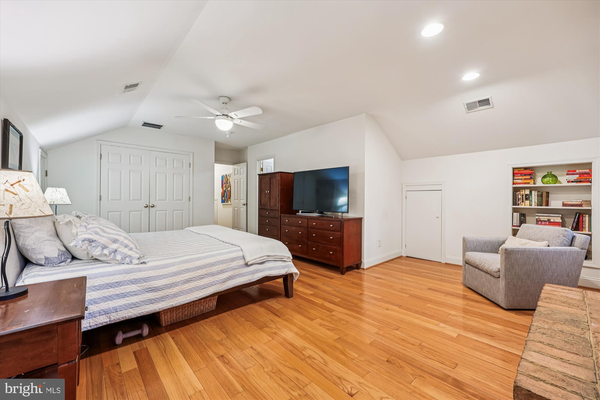 WOODBURN - Residential