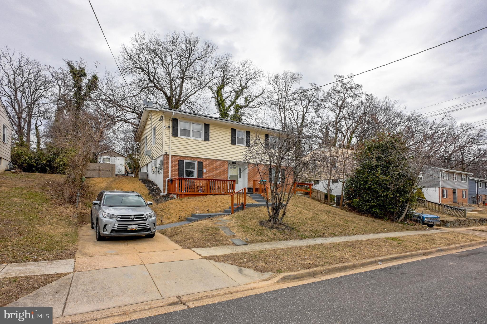 SPRINGDALE - Residential