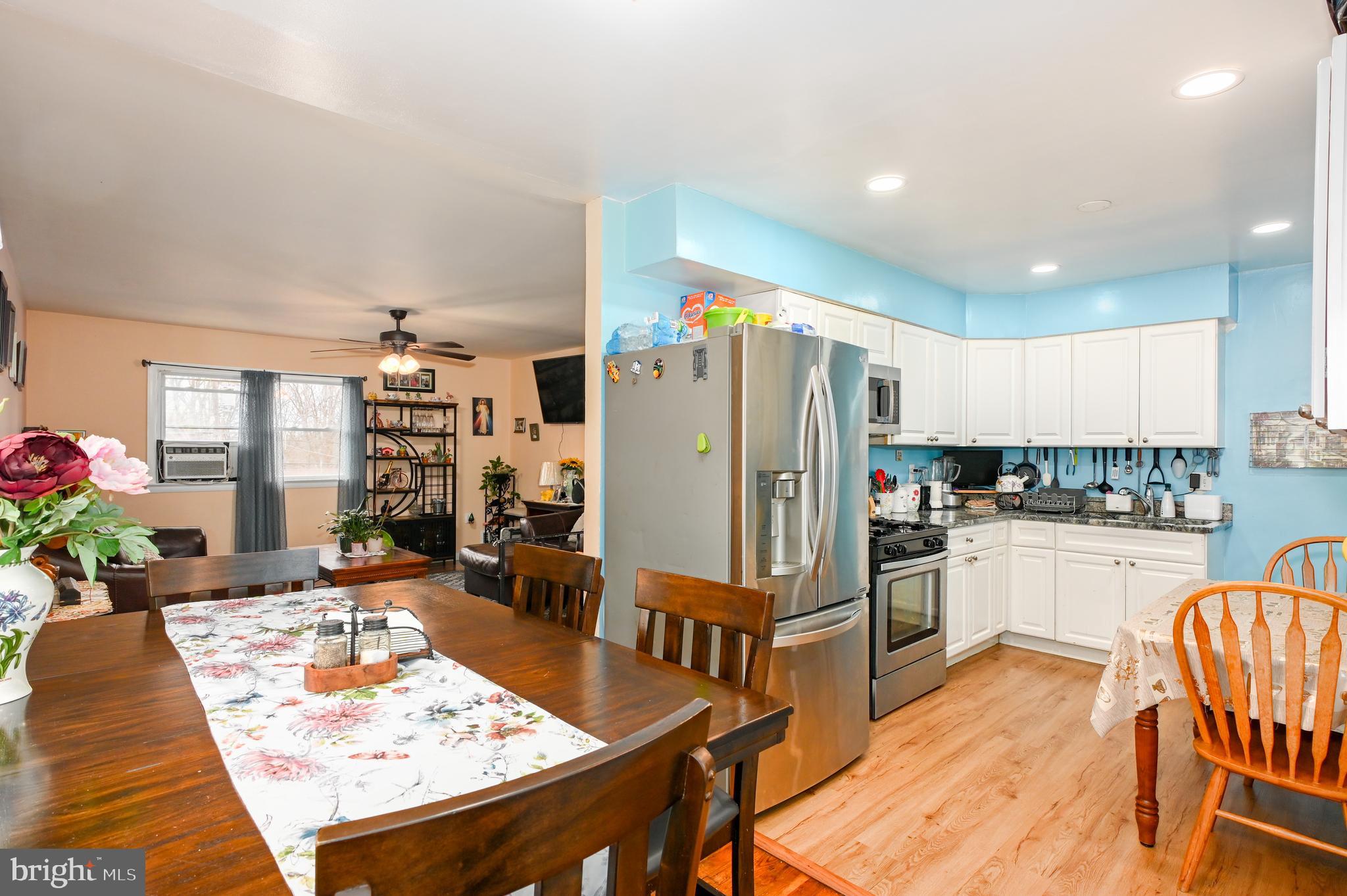SPRINGDALE - Residential