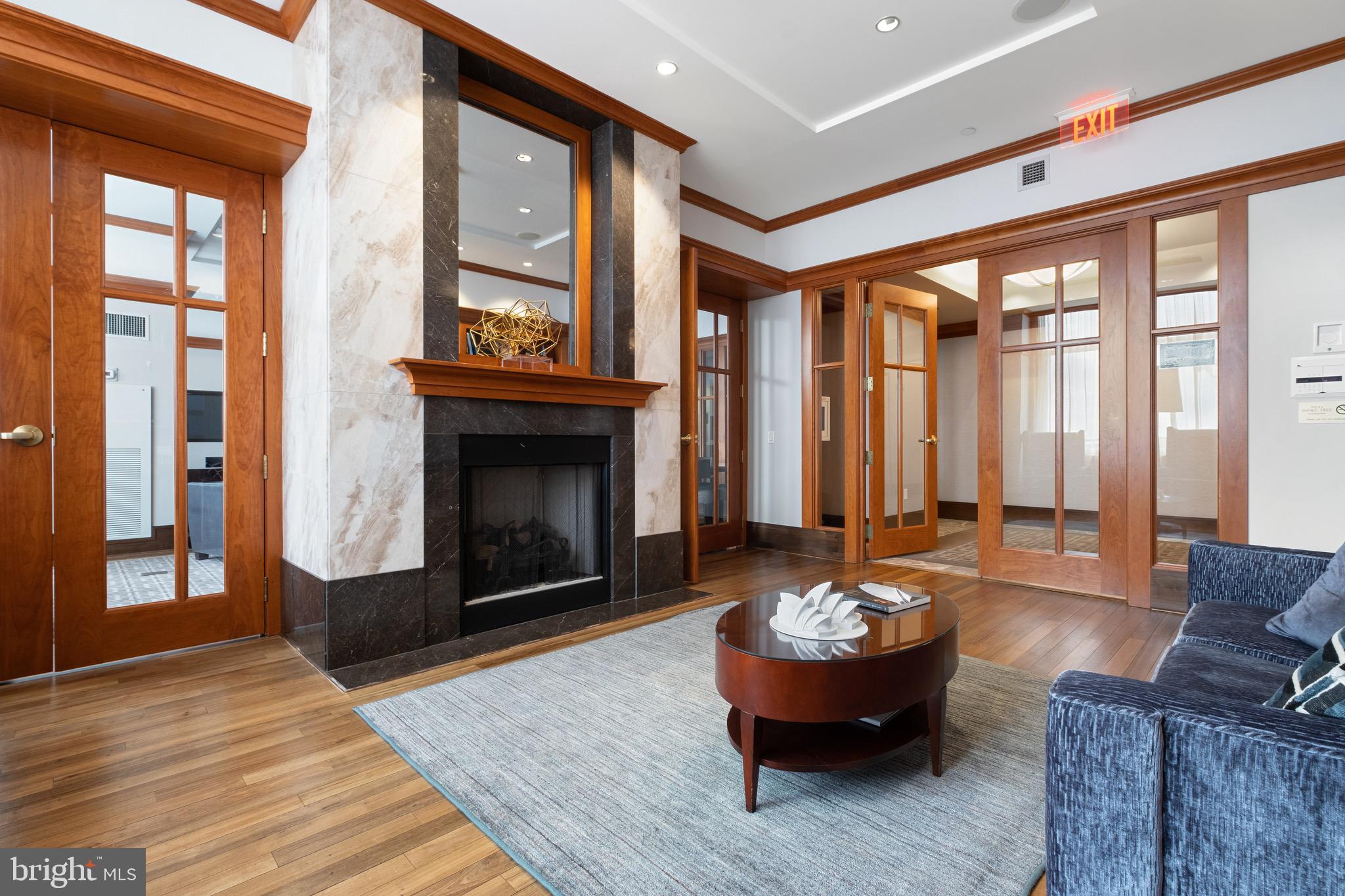 CENTER CITY - Residential