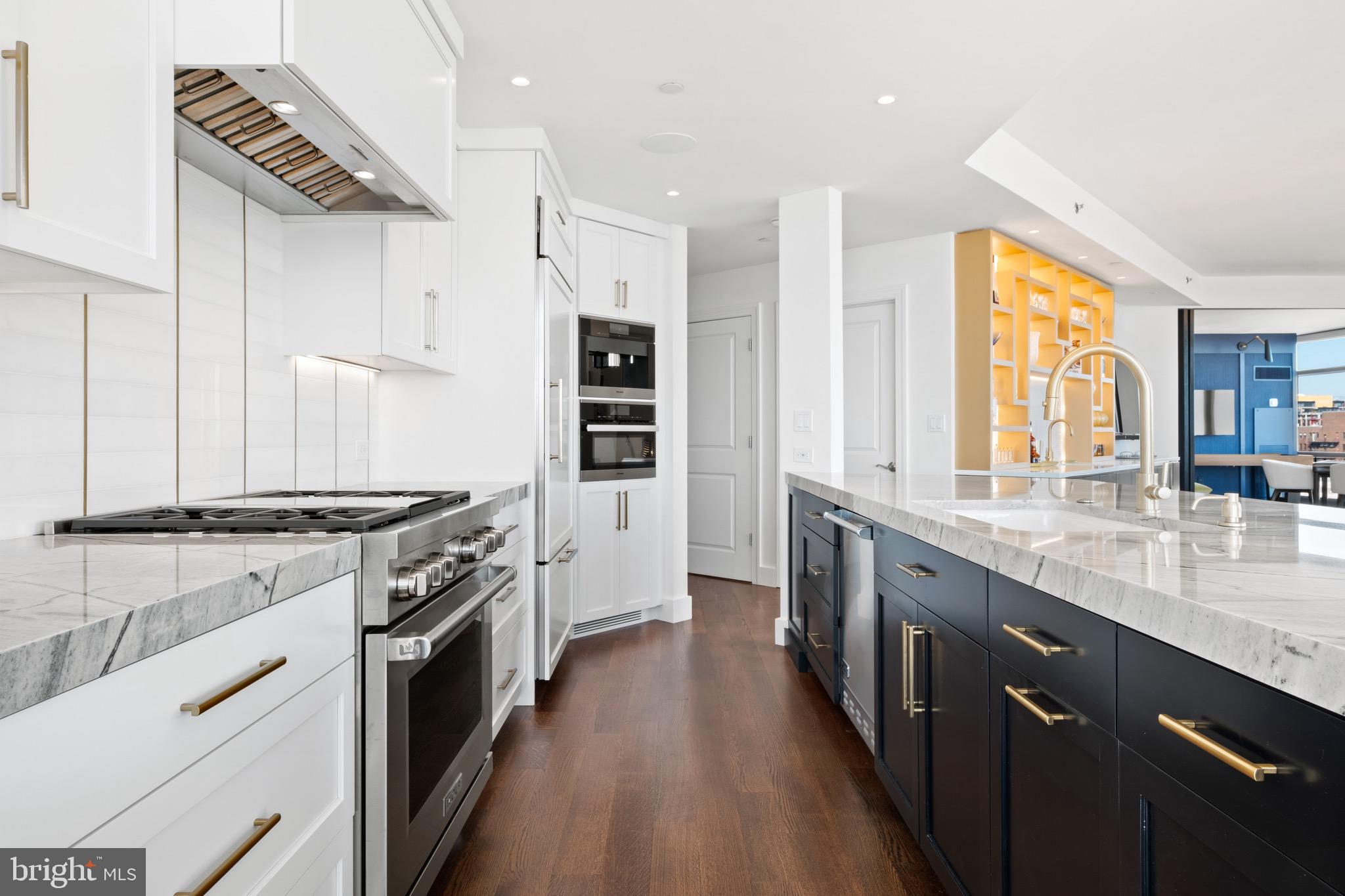 CENTER CITY - Residential