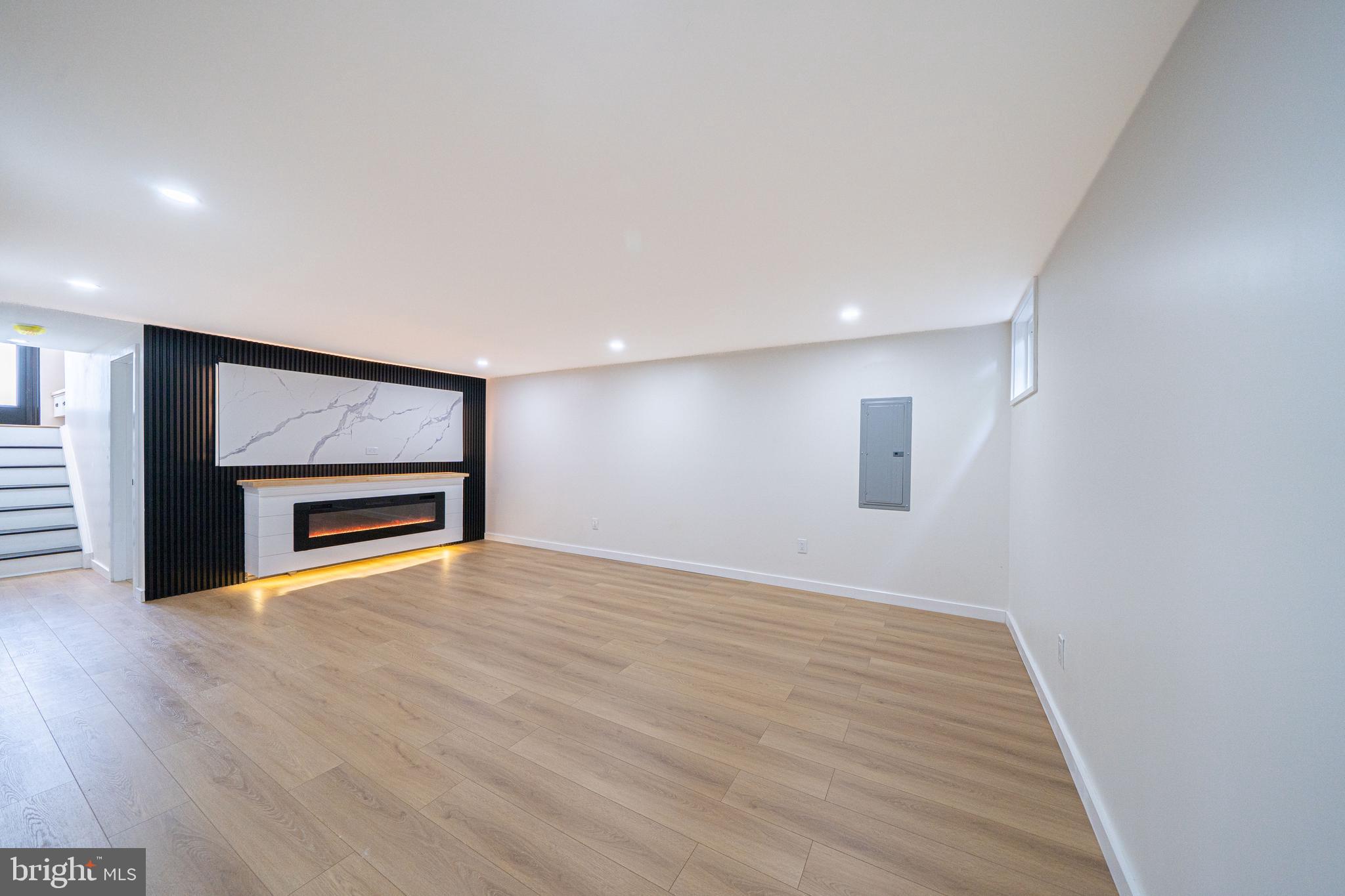 MILLBROOK - Residential