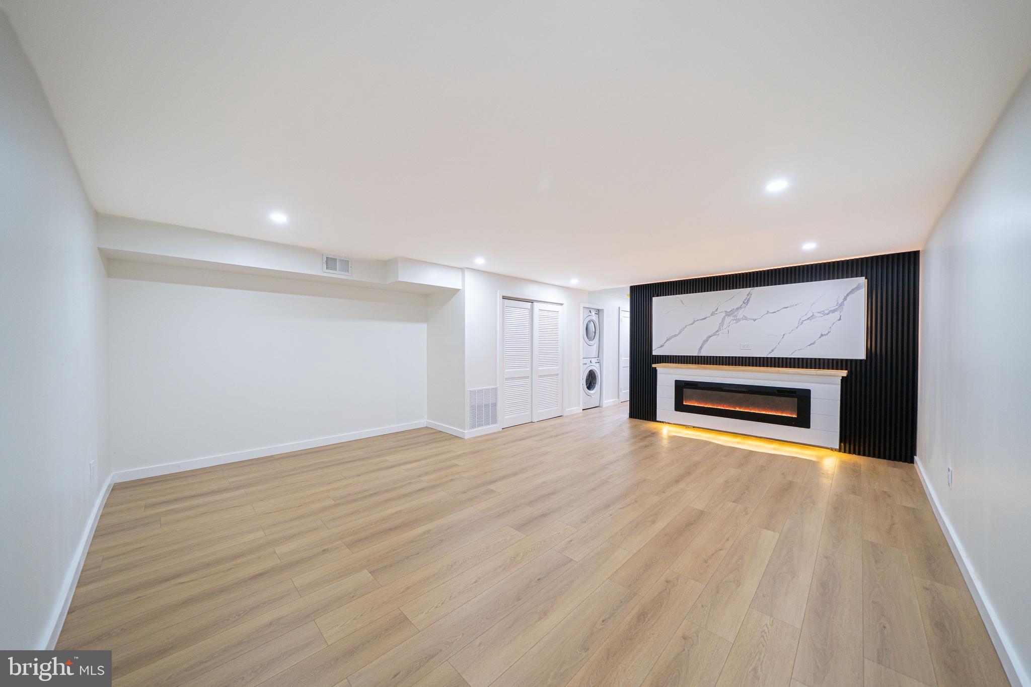 MILLBROOK - Residential