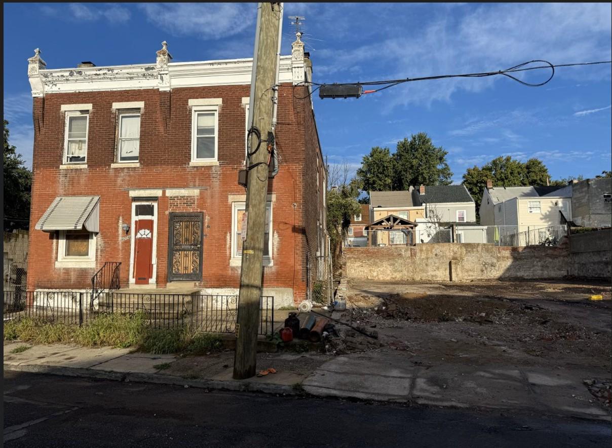 PRICE ADJUSTMENT to $350,000 for rare six-parcel assemblage in the revitalizing Frankford community of Philadelphia, within walking distance to the Market-Frankford EL (Arrott Station). Package includes five contiguous RM-1 lots on Tackawanna Street plus one CMX-2 corner lot at 1830 Womrath Street. By-right potential for  23–25 residential units plus ground-floor commercial/community space. Transit-oriented location with strong demand for affordable and workforce housing. Ideal for developers seeking a streamlined acquisition in a growing neighborhood.