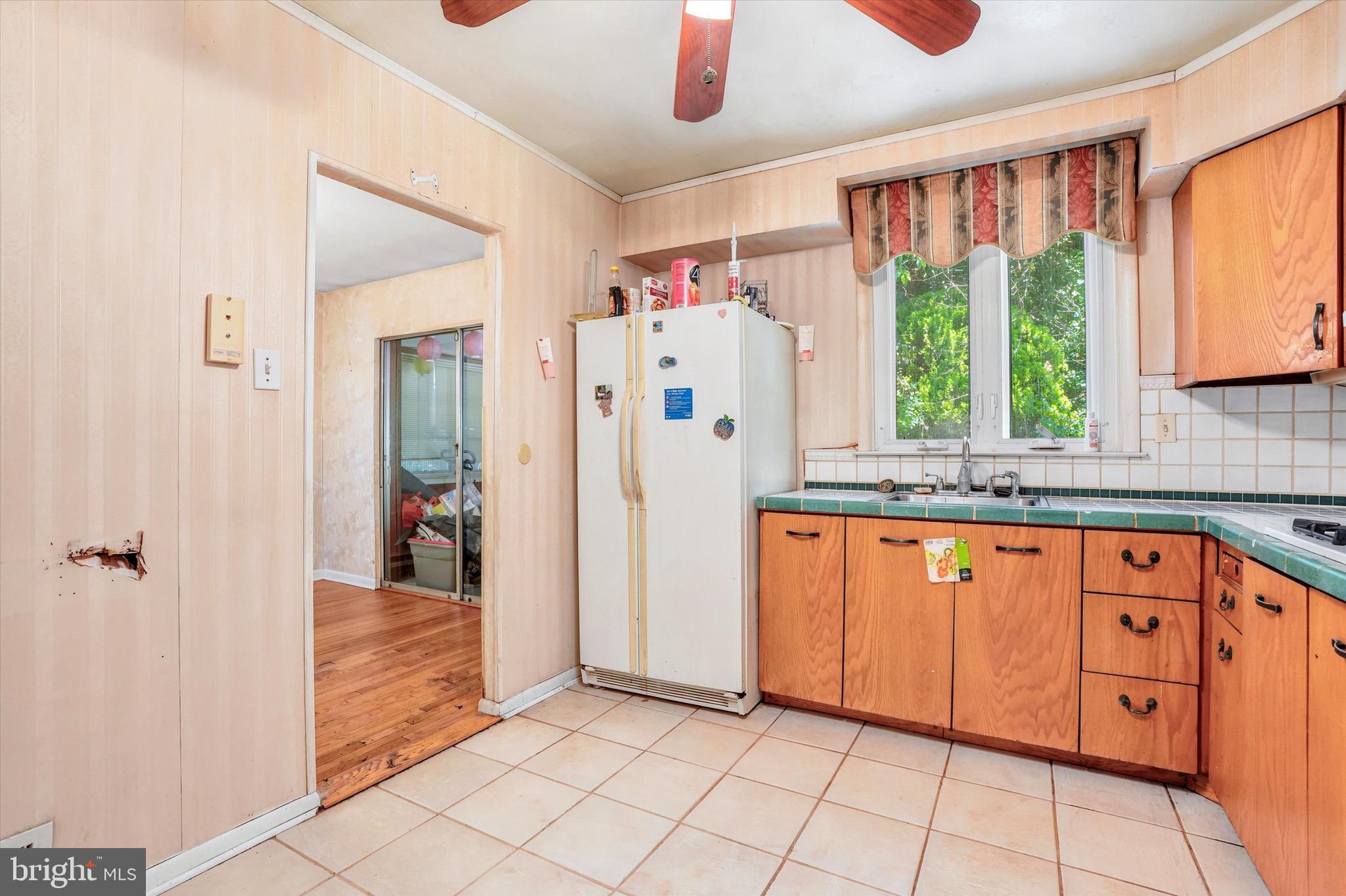 GLENSIDE - Residential