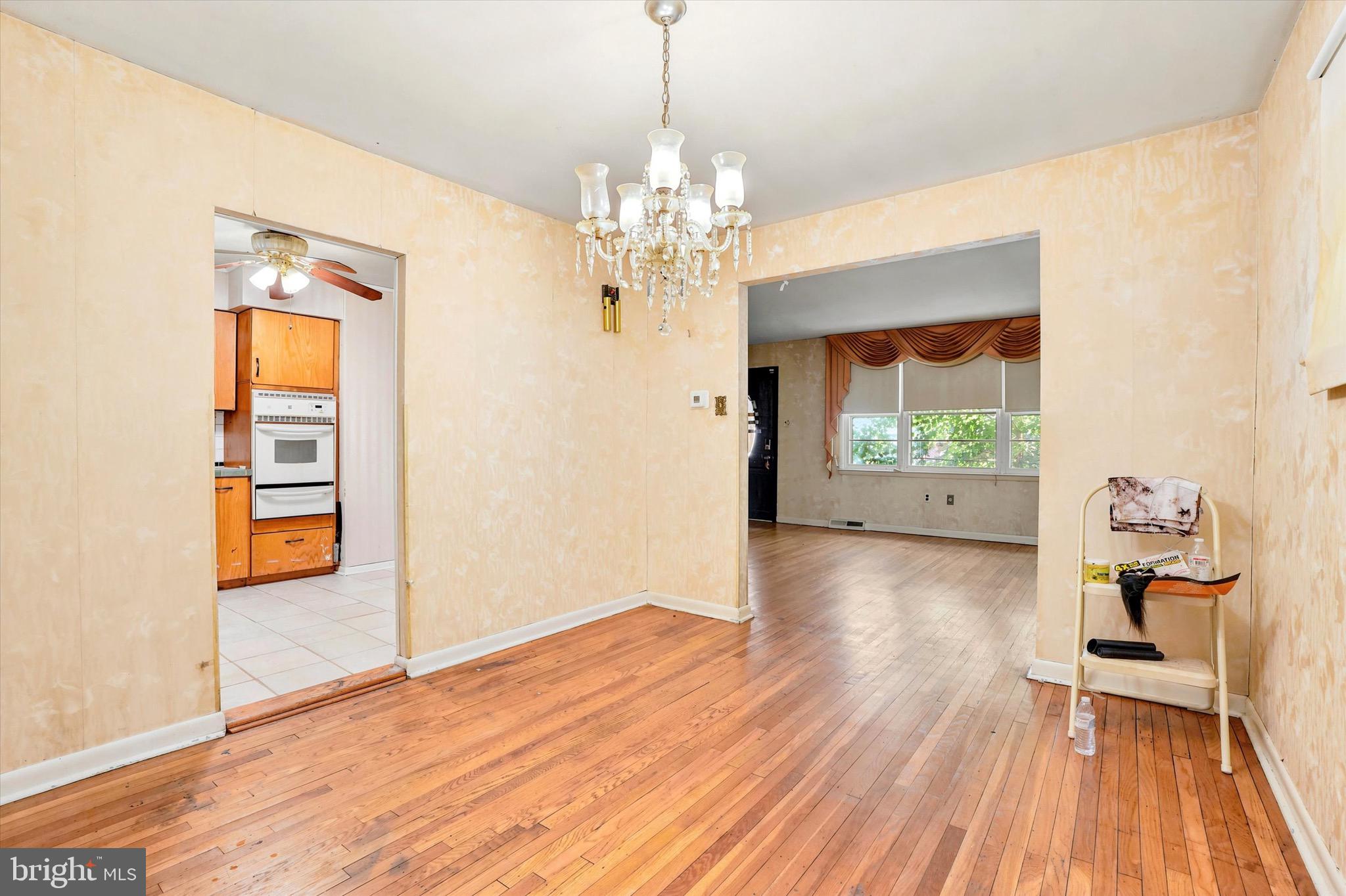 GLENSIDE - Residential