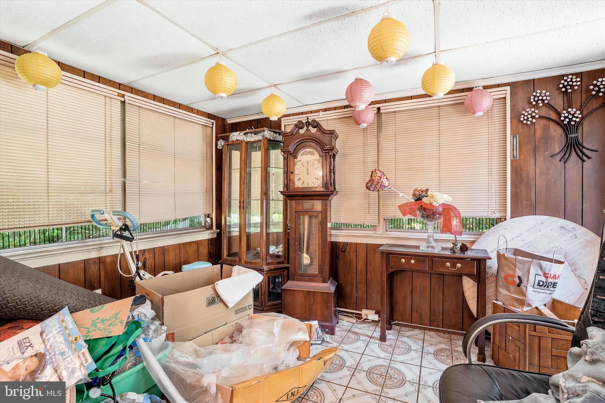 GLENSIDE - Residential