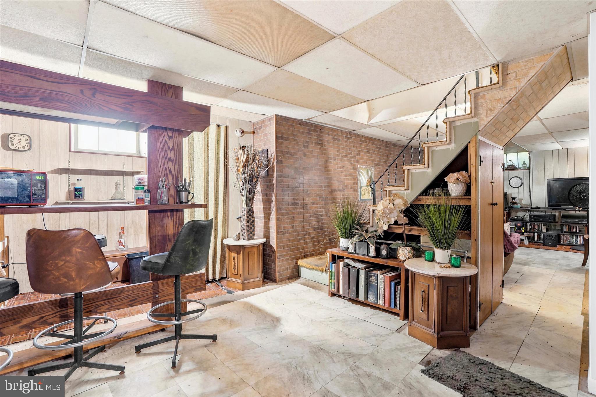 GLENSIDE - Residential