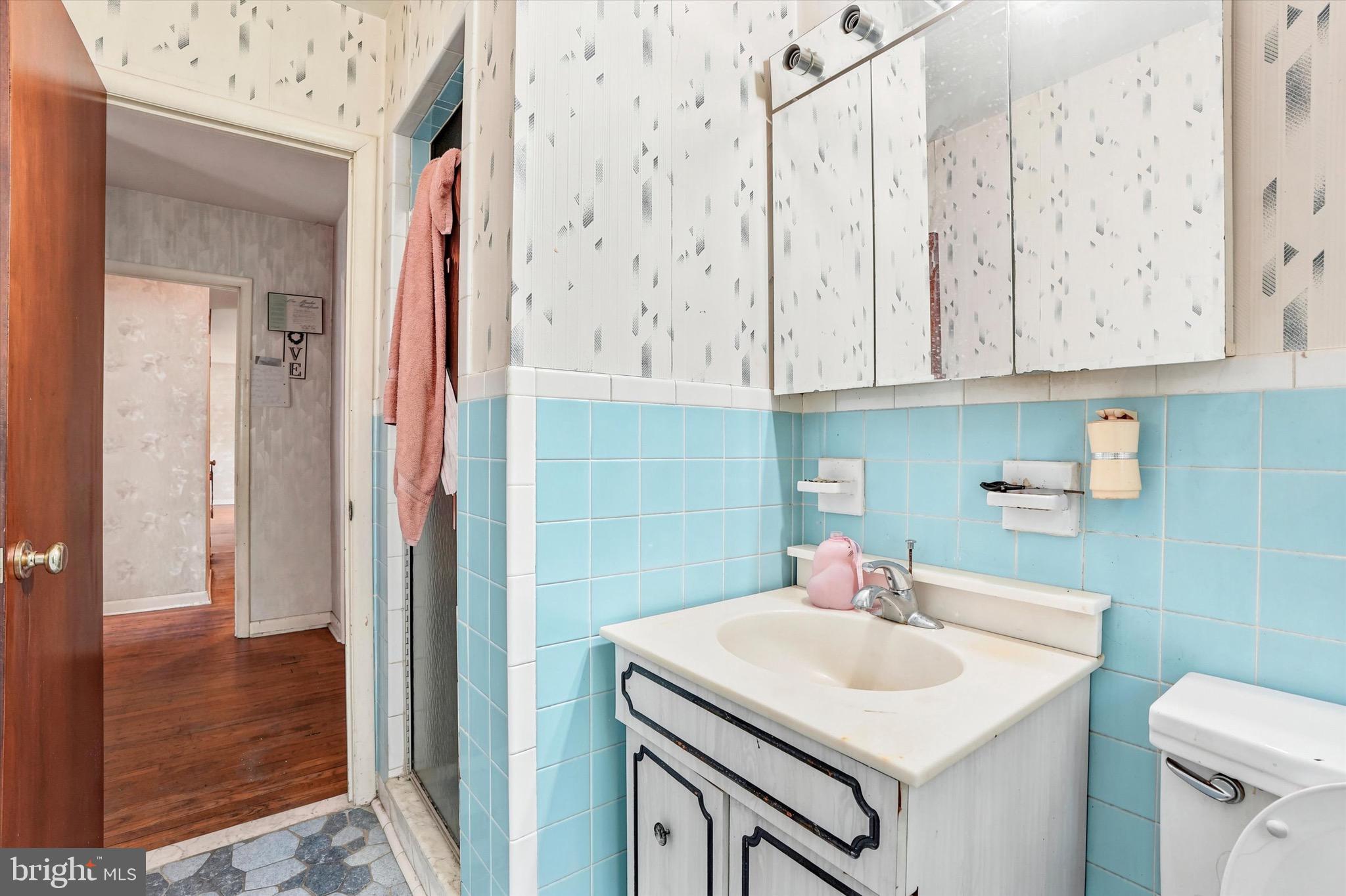 GLENSIDE - Residential