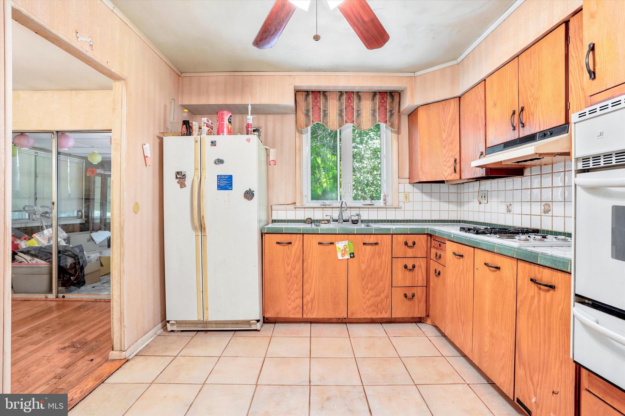 GLENSIDE - Residential