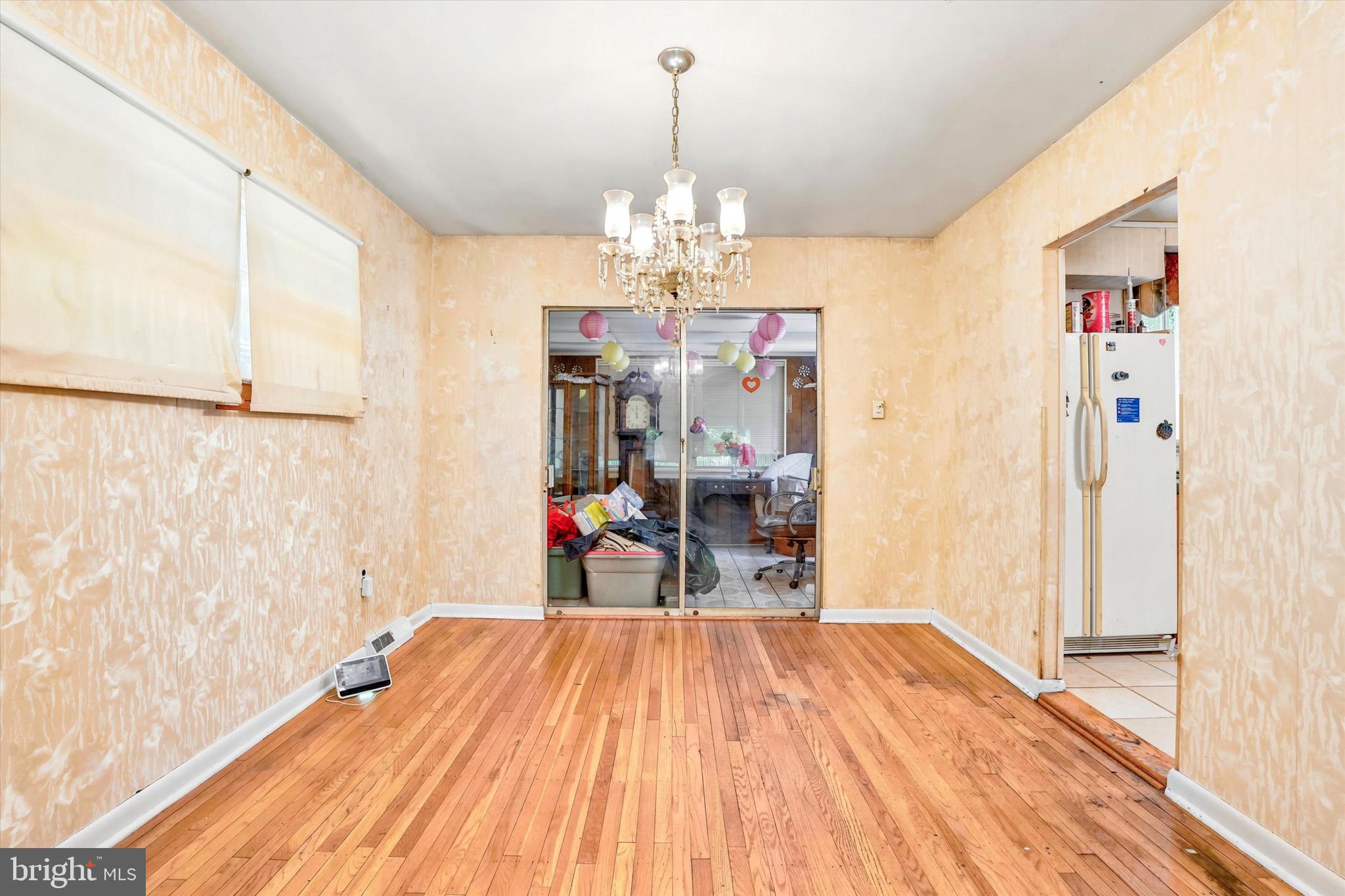 GLENSIDE - Residential