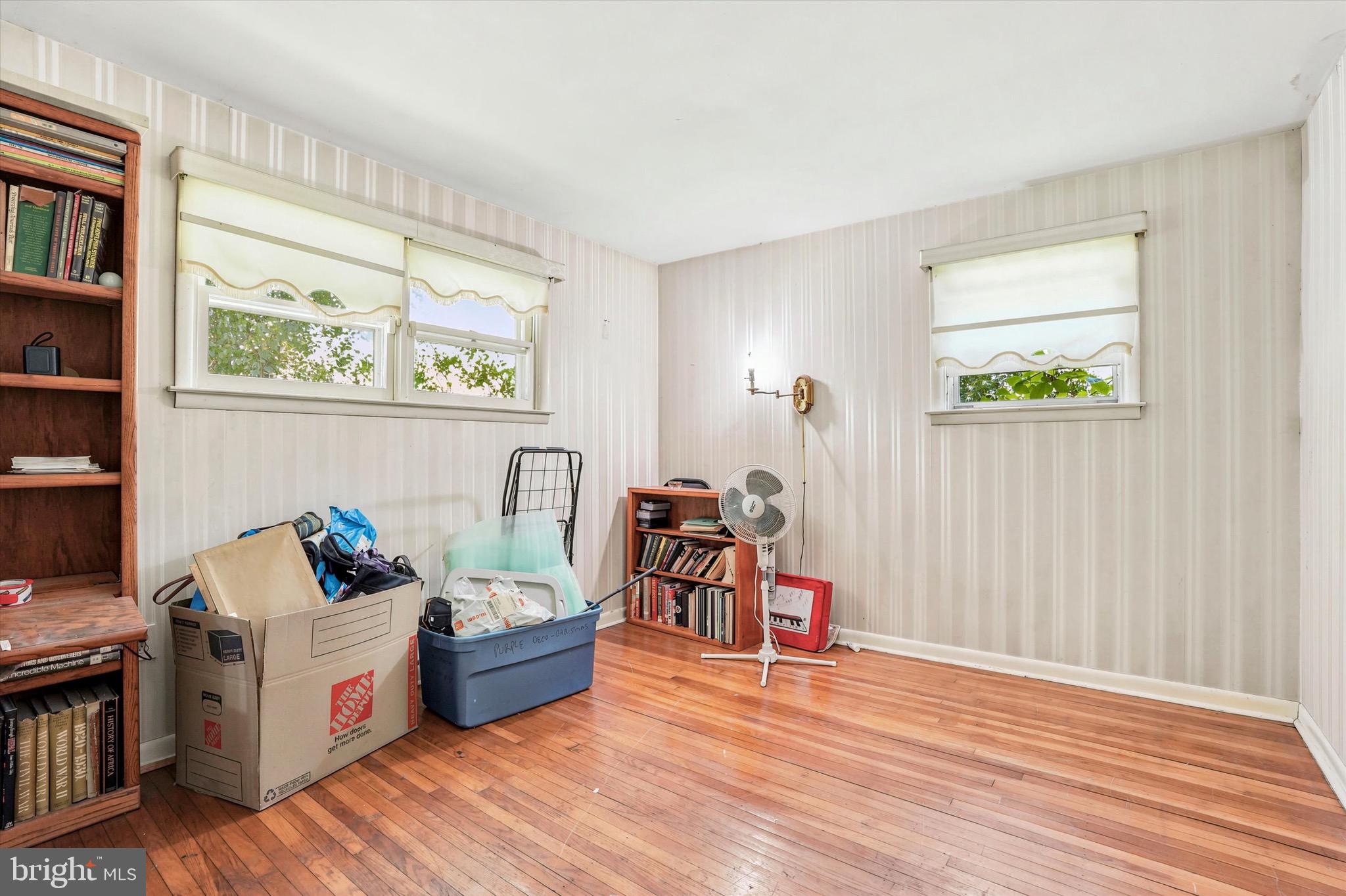 GLENSIDE - Residential