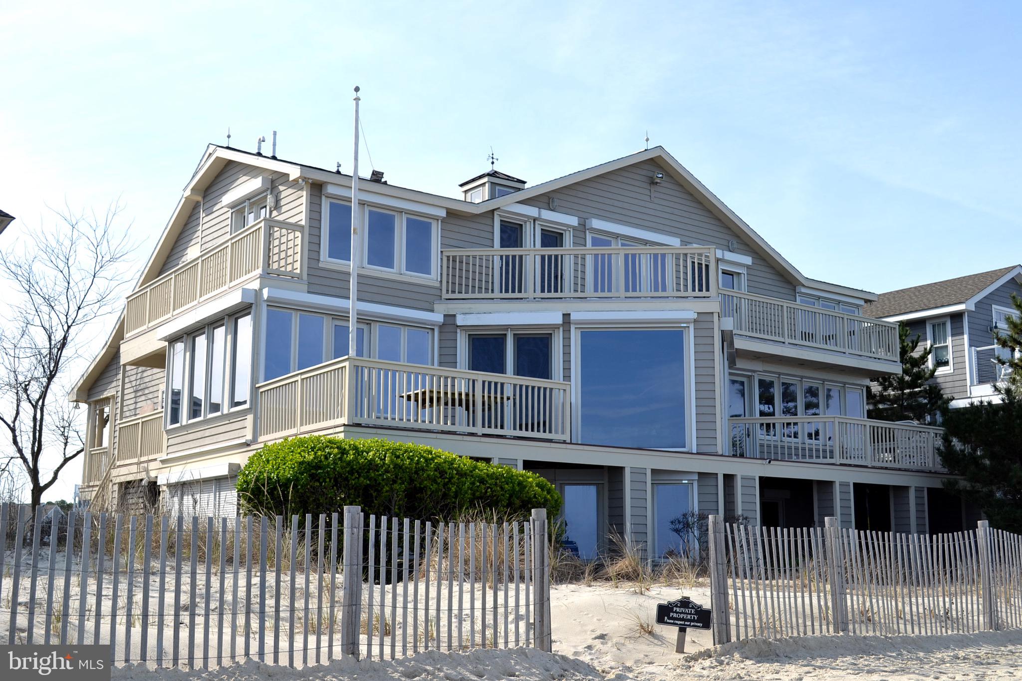 CAPE SHORES - Residential