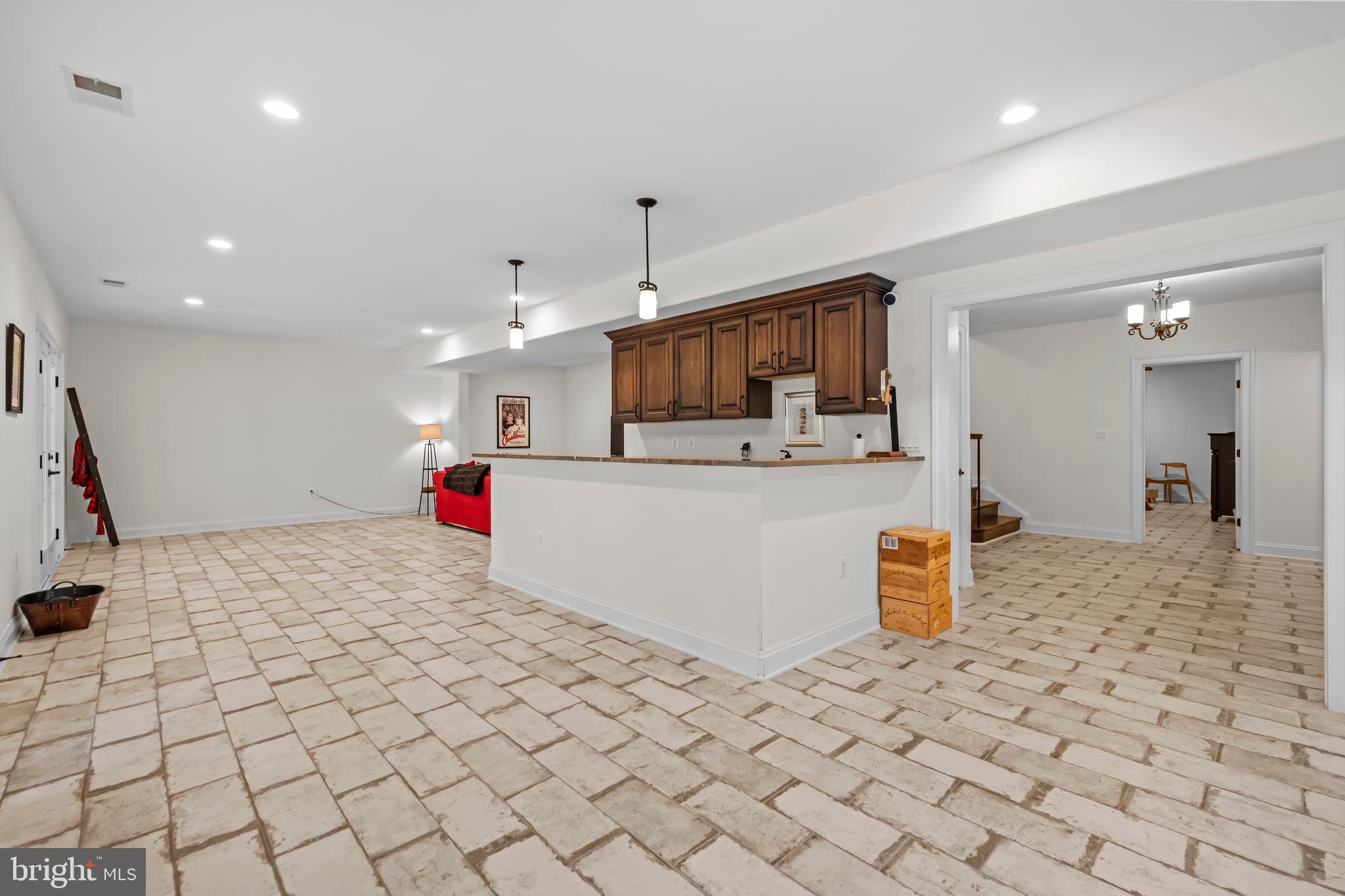 WYANT PROPERTY - Residential