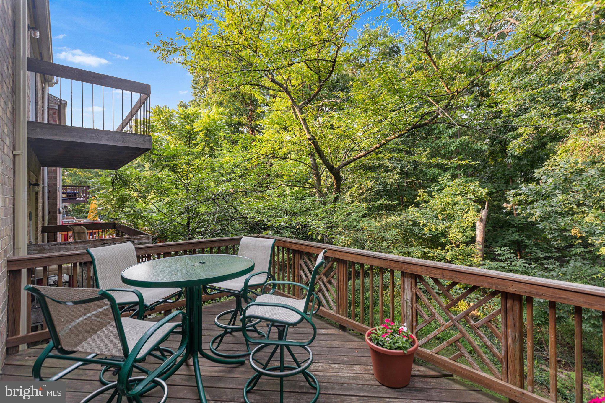 KINGS CONTRIVANCE - Residential