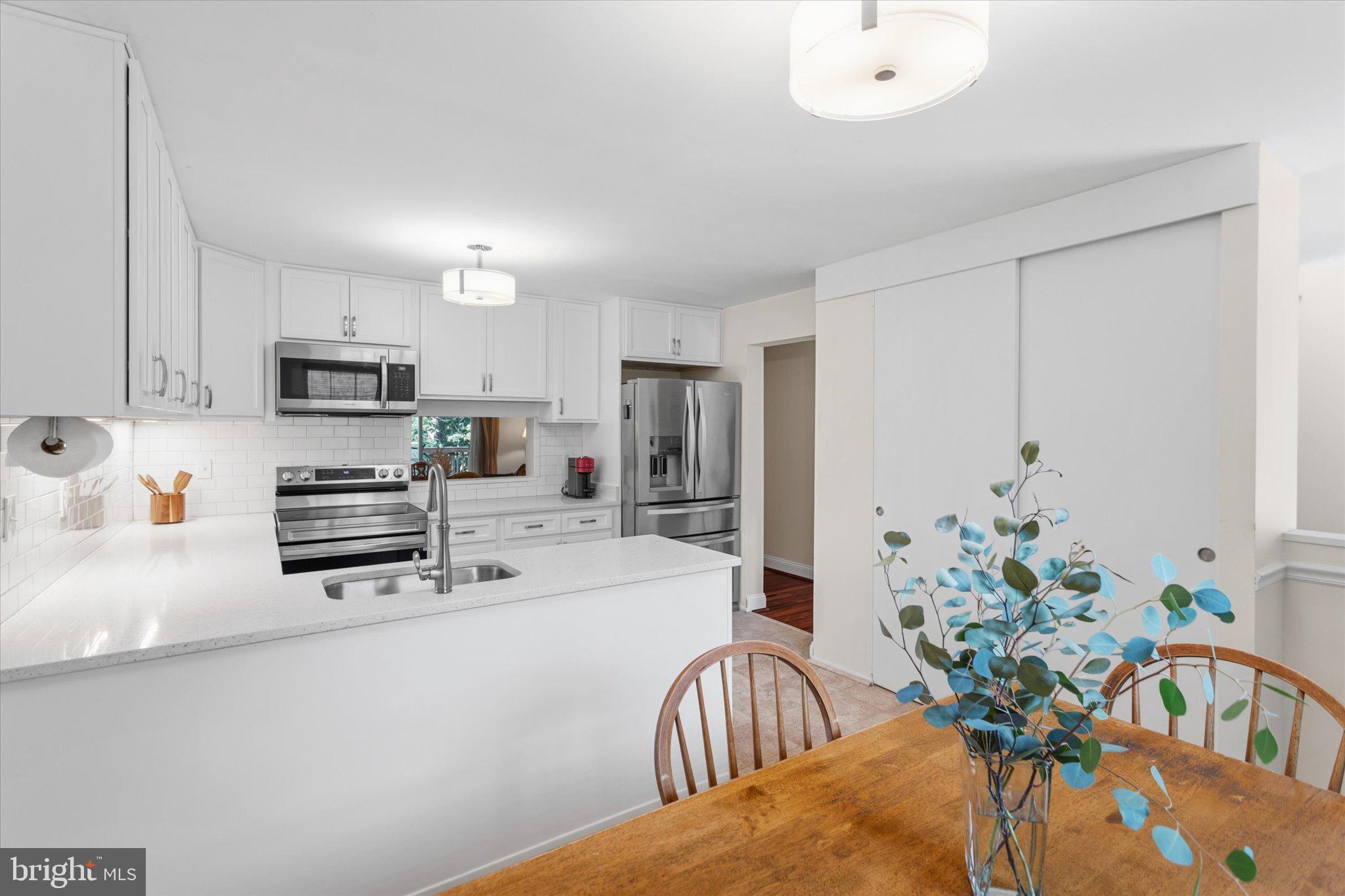 KINGS CONTRIVANCE - Residential