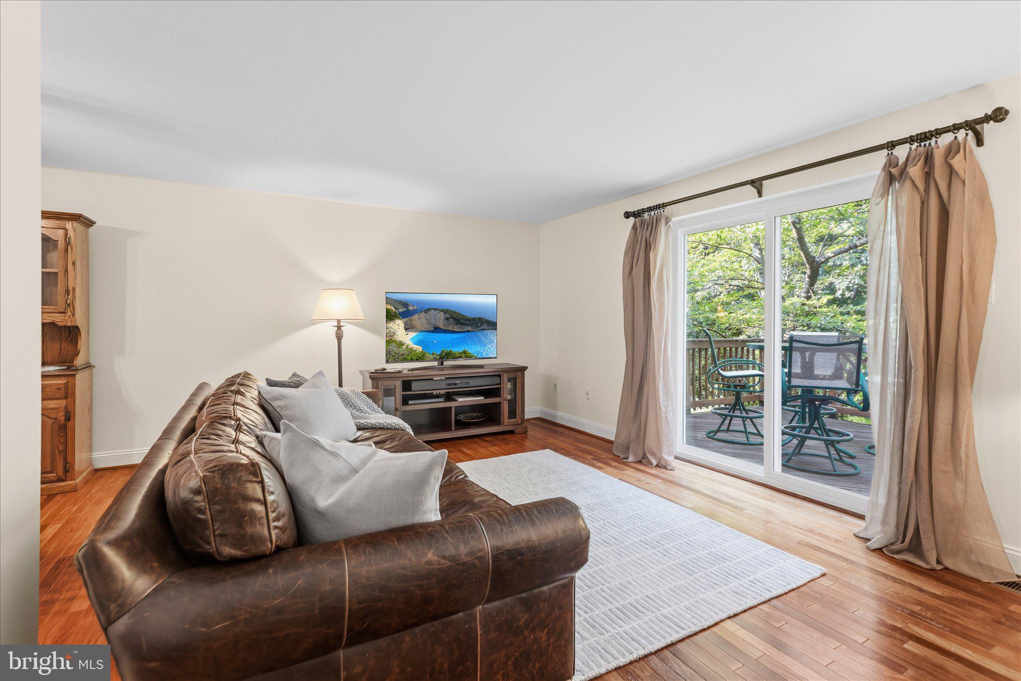 KINGS CONTRIVANCE - Residential