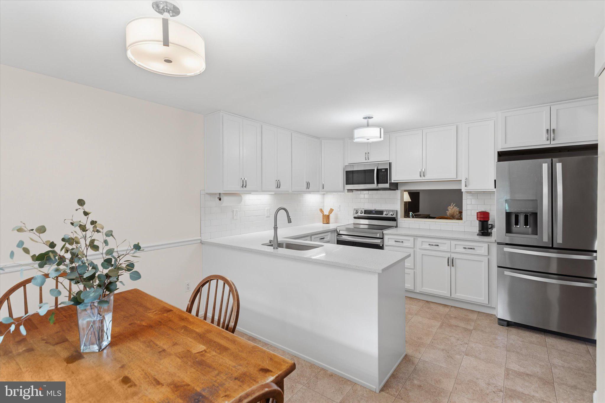 KINGS CONTRIVANCE - Residential