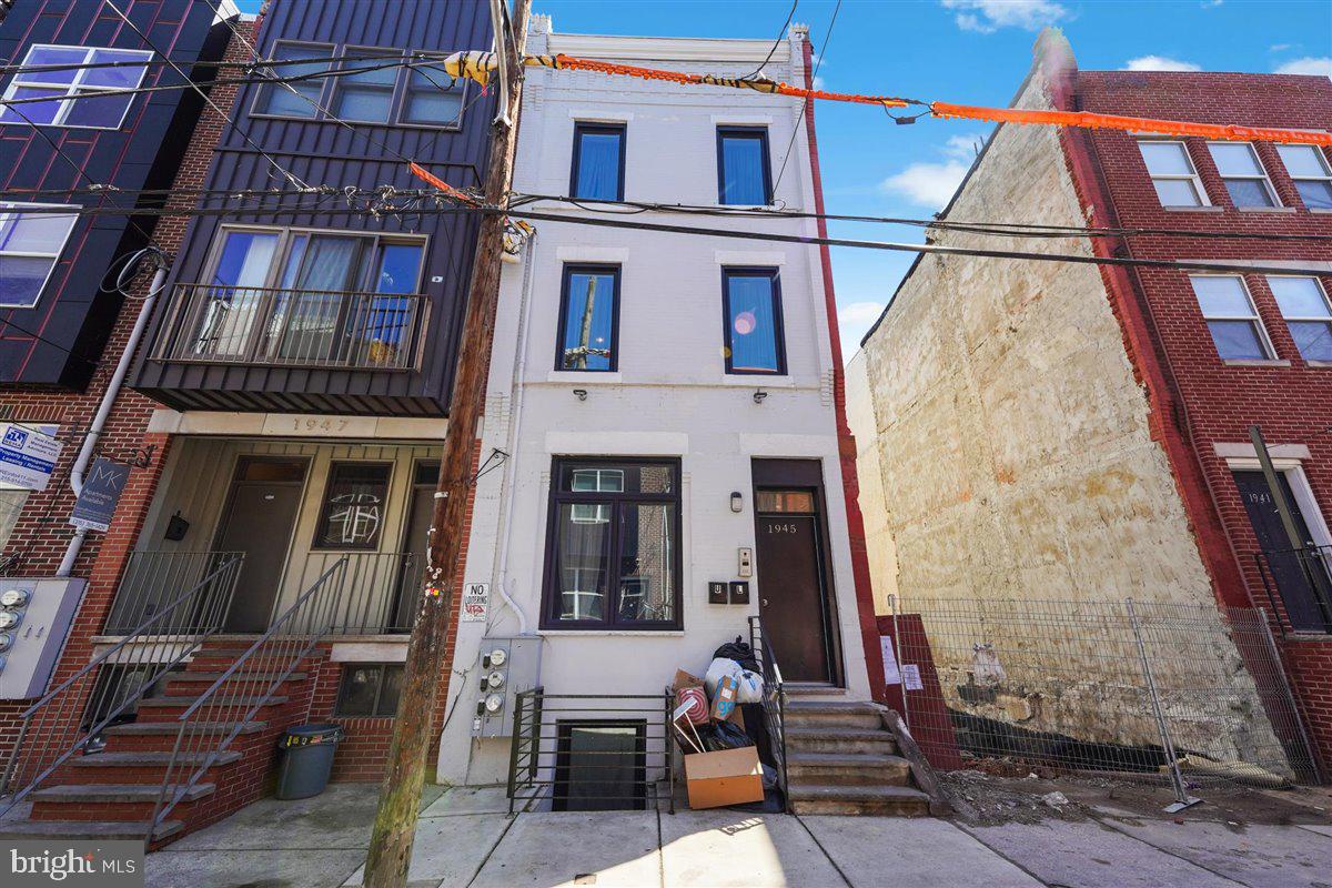 TEMPLE UNIVERSITY - Residential Lease