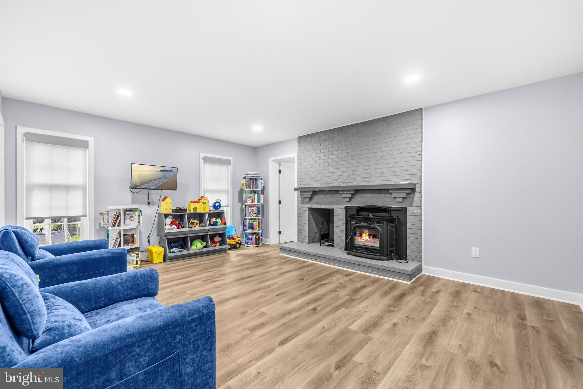 MAPLE BRANCH - Residential