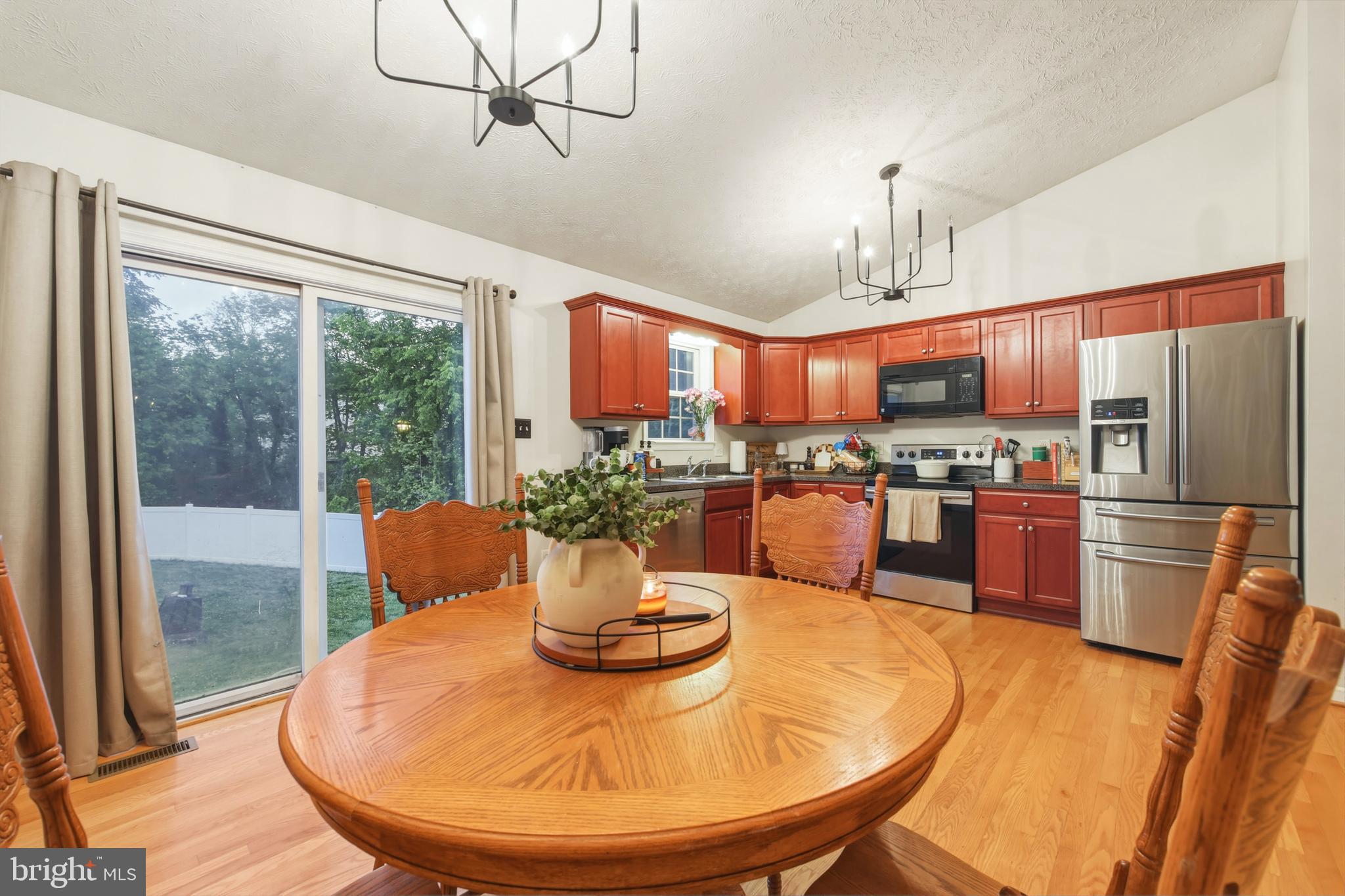 DAVIS STRASBURG - Residential
