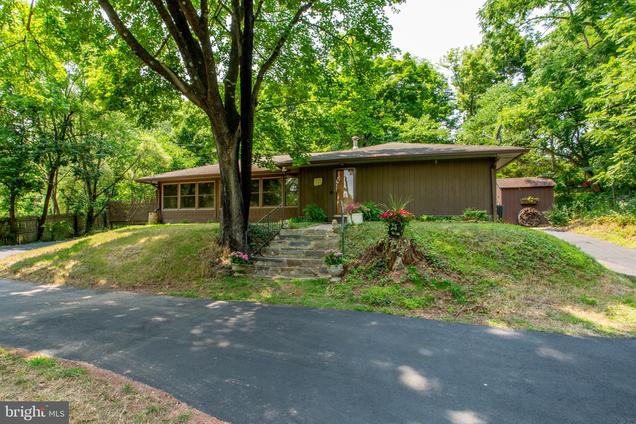 SOLEBURY - Residential